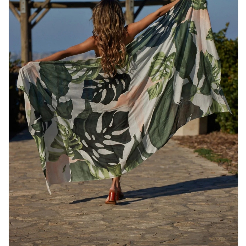 Tropical wrap!